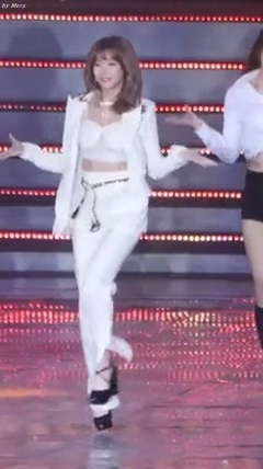 Dal★shabet - FRI.SAT.SUN