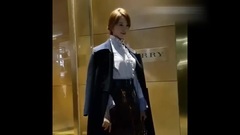 少女时代,允儿(少女时代) - Wkoea IG更新:巴宝莉活动多则合并