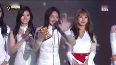 TWICE - 最佳女团奖