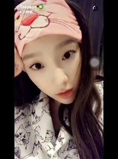 少女时代,太妍(少女时代) - 161202 太妍睡前自拍 @Snapchat