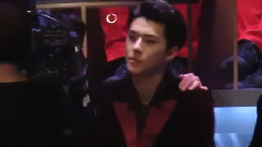 EXO,秀智(miss A),边伯贤(EXO) - EXO观看 伯贤与秀智演唱Dream