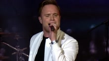 Olly Murs - Kiss Me Jingle Bell Ball现场版 2016