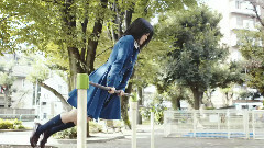 欅坂46 - 尾関梨香(欅坂46)主演 キシリトール'キシリトールを噛んで特技の逆上がりをしてみたら