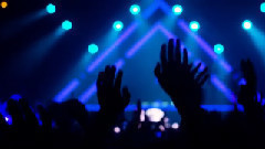 Q-Dance - Make The Crowd Move