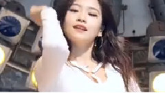韩国群星,舞蹈视频 - I Like That