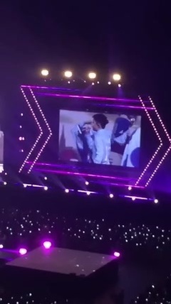 EXO - GirlxFriend