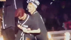 EXO,XIUMIN(EXO),SUHO(EXO) - XIUMIN SUHO瞬间