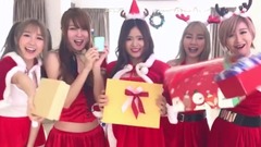 亚洲群星 - 香港性感女团甜歌预热圣诞