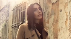 土耳其群星 - Gitmiyor Guzelli In Benden