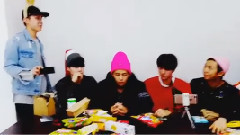 防弹少年团,田柾国(防弹少年团) - BTS live:圣诞礼物派对 ending七行诗cut