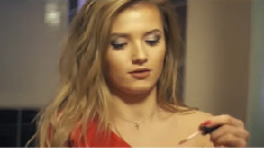 Czerwona Sukienka