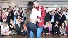 音乐短片 - ДЕВОЧКА КАЙФ Парень вообще попутал от неё