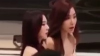 少女时代,Tiffany(少女时代),IRENE(Red Velvet) - Red Velvet Irene And Tiffany Moment
