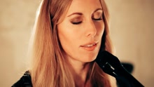 Die Königin Verliert Akustik Version