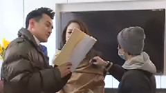 陈乔恩,王凯 - 电视剧<放弃我抓紧我>幕后花絮:乔恩扮唐僧逗笑王凯