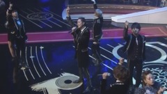 AAA - 涙のない世界