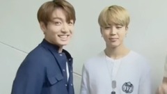 田柾国(防弹少年团),V(防弹少年团) - 2017年台历防弹少年团SEASON'S GREETINGS DVD