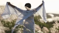 音乐短片 - 在水一方