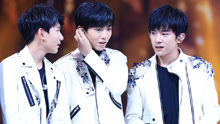 TFBOYS - TFBOYS - 萤火