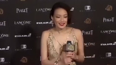 舒淇 - 深V到肚臍露美胸 舒淇:好幾天沒吃了
