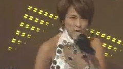 蔡妍 - 笨拙的爱 KBS2Music Bank现场版 07/09/28