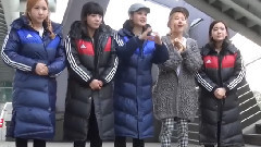 Crayon Pop - 录制MBC 音乐中心后与粉丝见面