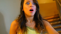 音乐短片 - 爱着你伤了我自己