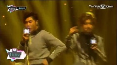 东方神起 - Something