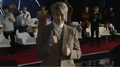 防弹少年团 - 金唱片 方时赫 制作人奖 受赏 (RapMonster代理受赏)