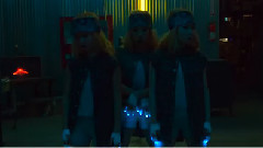 音乐短片 - Lydia Ainsworth Malachite