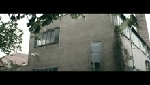 Smokers Outside The Hospital Doors (Video)