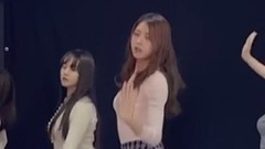 I.O.I,林娜荣(PRISTIN),PRISTIN - Rum Pum Pum Pum