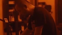 二更 - 身边人-(暗房摄影师)最见不得光的事,却惊艳了无数人