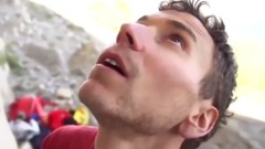 音乐短片 - 欧美小哥徒手攀岩