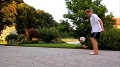 音乐短片 - 国外帅哥展示足球技巧