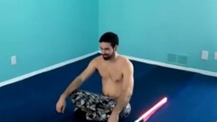 音乐短片 - 炫酷的国外帅哥两手耍棍霸气