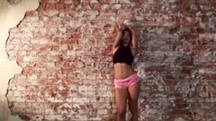 音乐短片 - Hot Girls Twerking