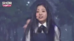 韩国群星 - Urikiri - Show Champion 现场版 17/01/18
