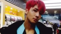 VIXX,Ravi(VIXX) - VIXX Ravi去买自己的CD