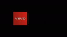 One Direction - What Makes You Beautiful (VEVO LIFT)