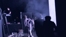 One Direction - What Makes You Beautiful