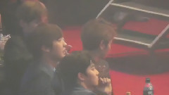 EXO - EXO观看ioi表演