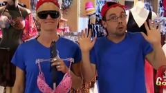 音乐短片 - Спираючись на день Святого Валентина