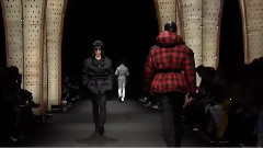 Fashion Show - Versace Men's Fall Winter
