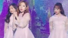 April(韩国) - 春之国的故事