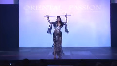 音乐短片 - 拿根棍子的肚皮舞精彩绝伦