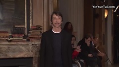 Fashion Show - Valentino Men's Fall Winter 2017-2018