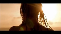 音乐短片 - Carribean Queen