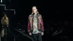 Fashion Show - Balmain Menswear Fall Winter 2017-2018