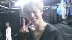 防弹少年团 - [BTSBAR 中字][BANGTAN BOMB] Jimin开场秀舞台 @SBS歌谣大赏